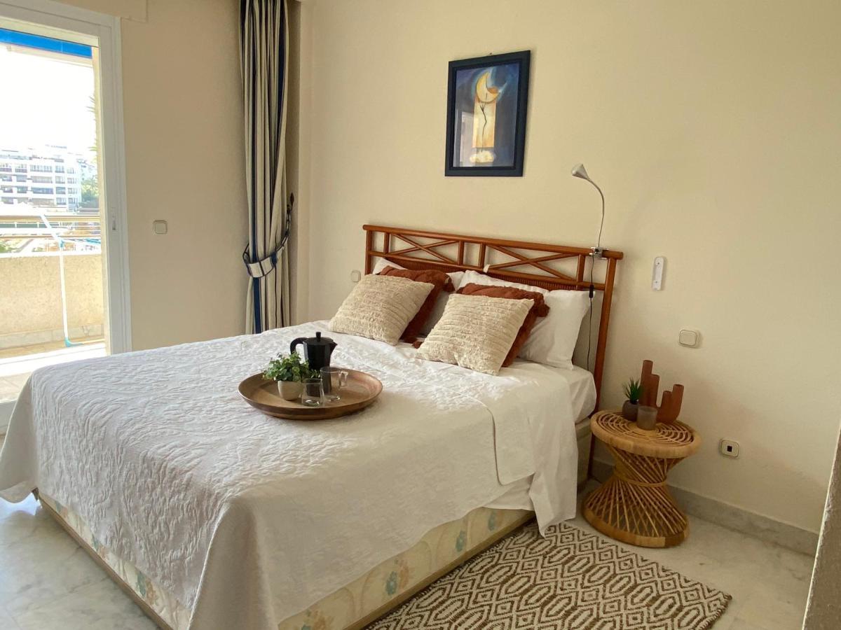 Exclusive Puerto Banus Beach Apartment Free Parking Wifi & Swimming Pool มาร์เบยา ภายนอก รูปภาพ