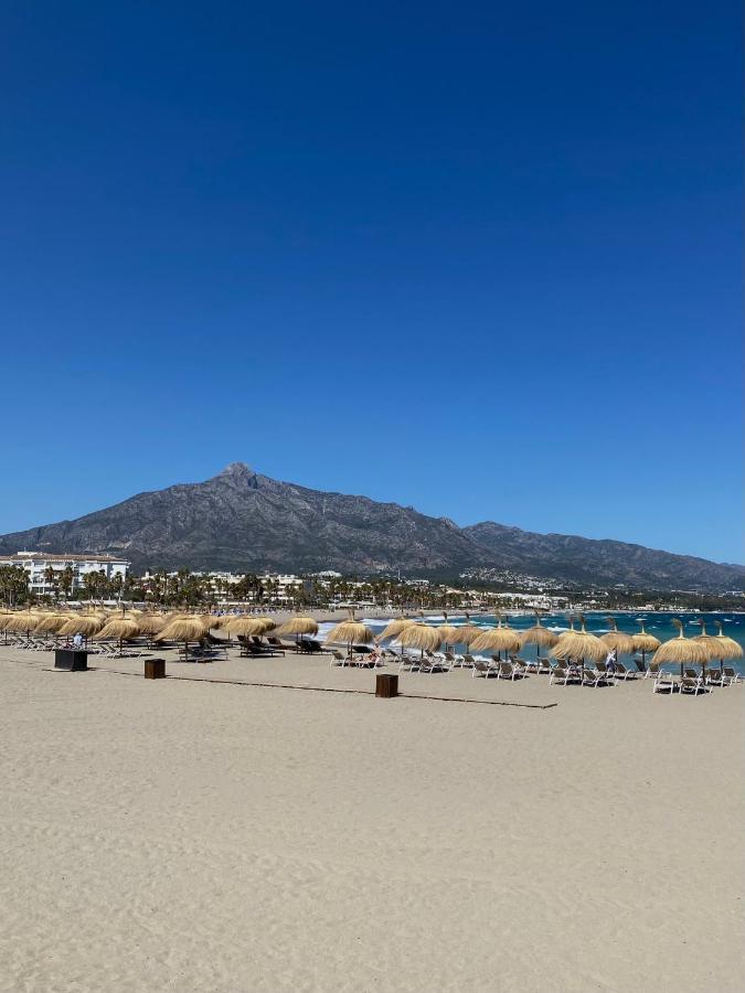 Exclusive Puerto Banus Beach Apartment Free Parking Wifi & Swimming Pool มาร์เบยา ภายนอก รูปภาพ